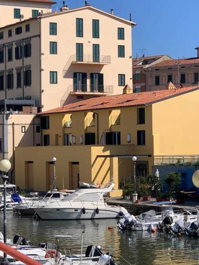 Waterfront Balcony I Grani 1 Resort Style Suite Livorno Eksteriør billede