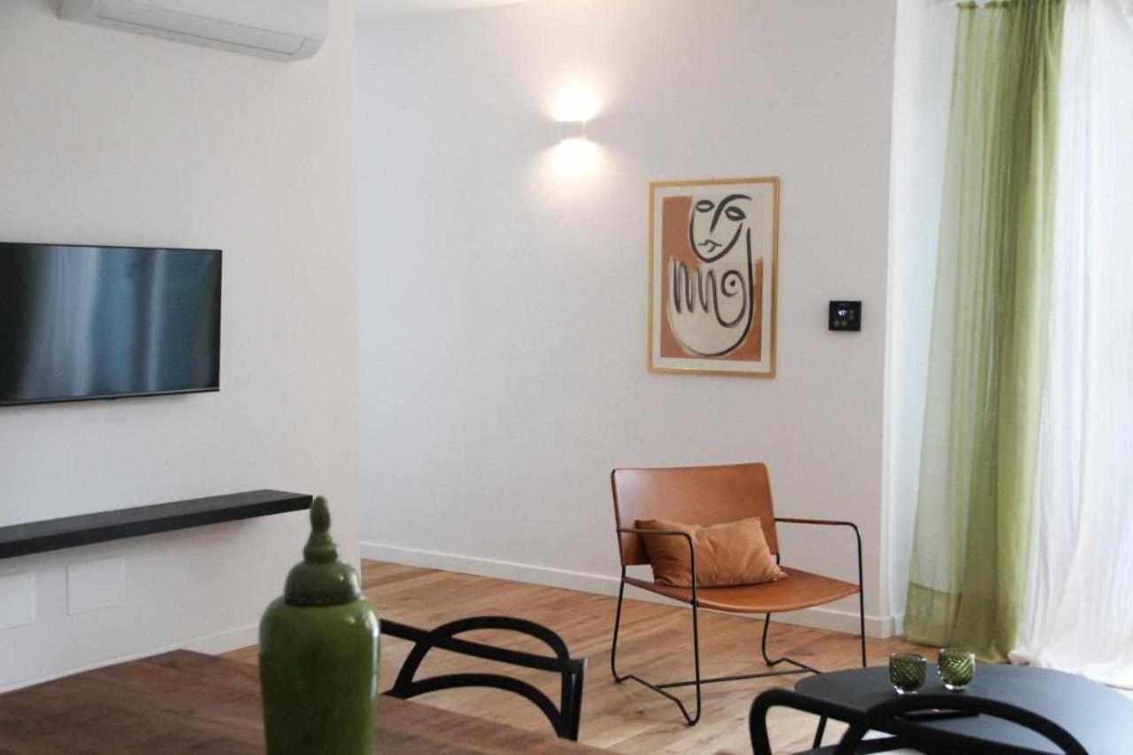 Waterfront Balcony I Grani 1 Resort Style Suite Livorno Eksteriør billede